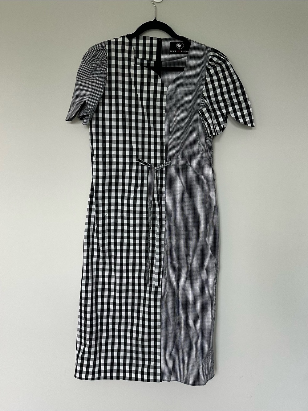 DEW E HEART DEW E Black/White Gingham Square Neck Puff Sleeve Woven Midi Dress